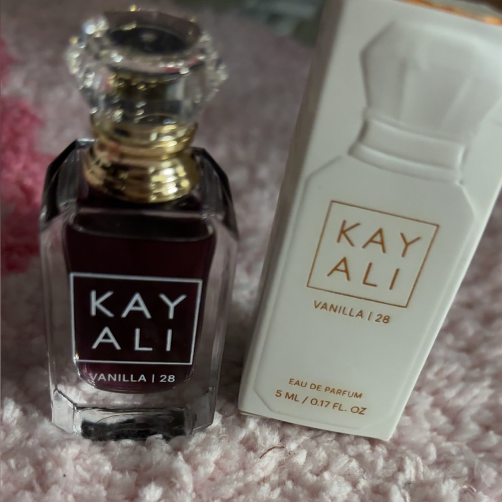 Kayali Vanilla 28 Eau de Parfum 5ml